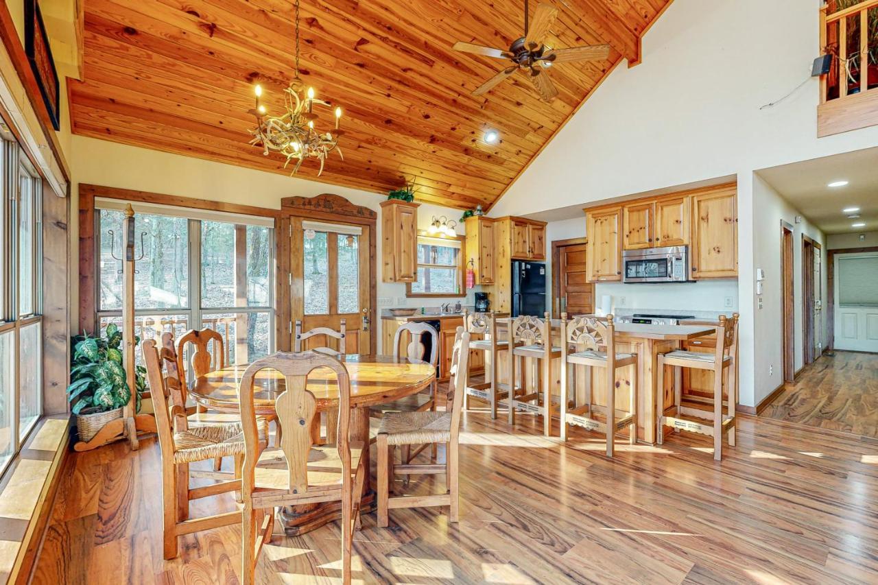 War Eagle - Lake House Rogers Buitenkant foto